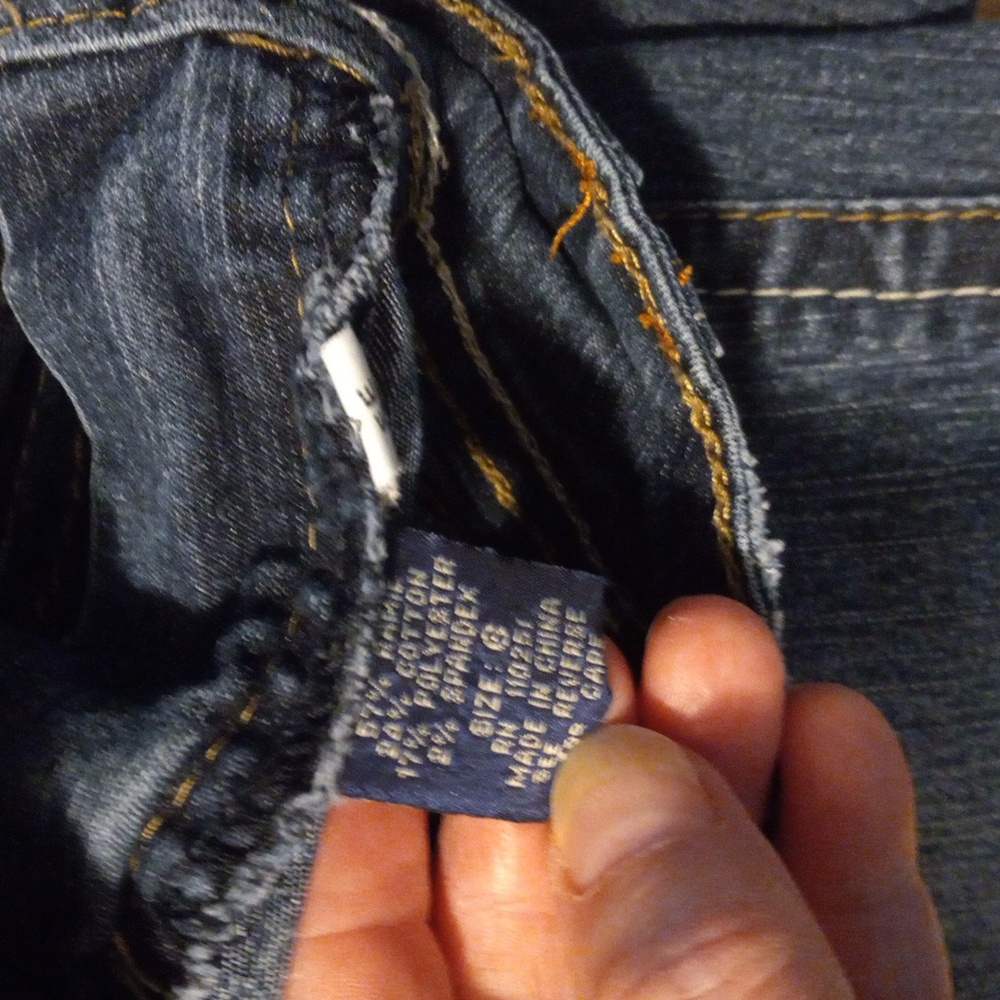Jeans raw hem super cute - Picture 4 of 7